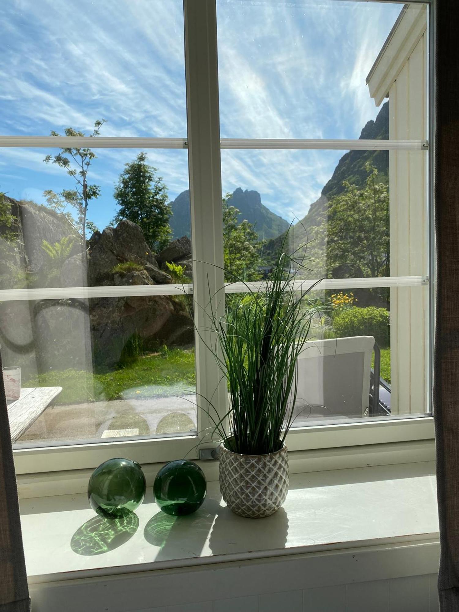Lofoten Sea Lodge Sennesvik Bagian luar foto