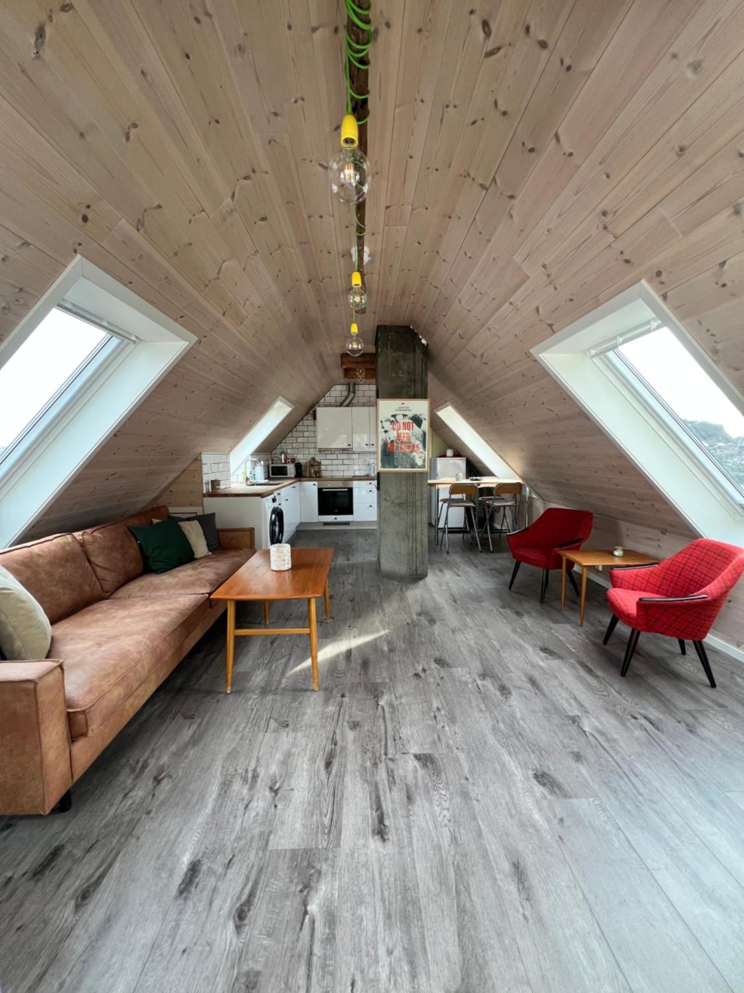 Lofoten Sea Lodge Sennesvik Bagian luar foto